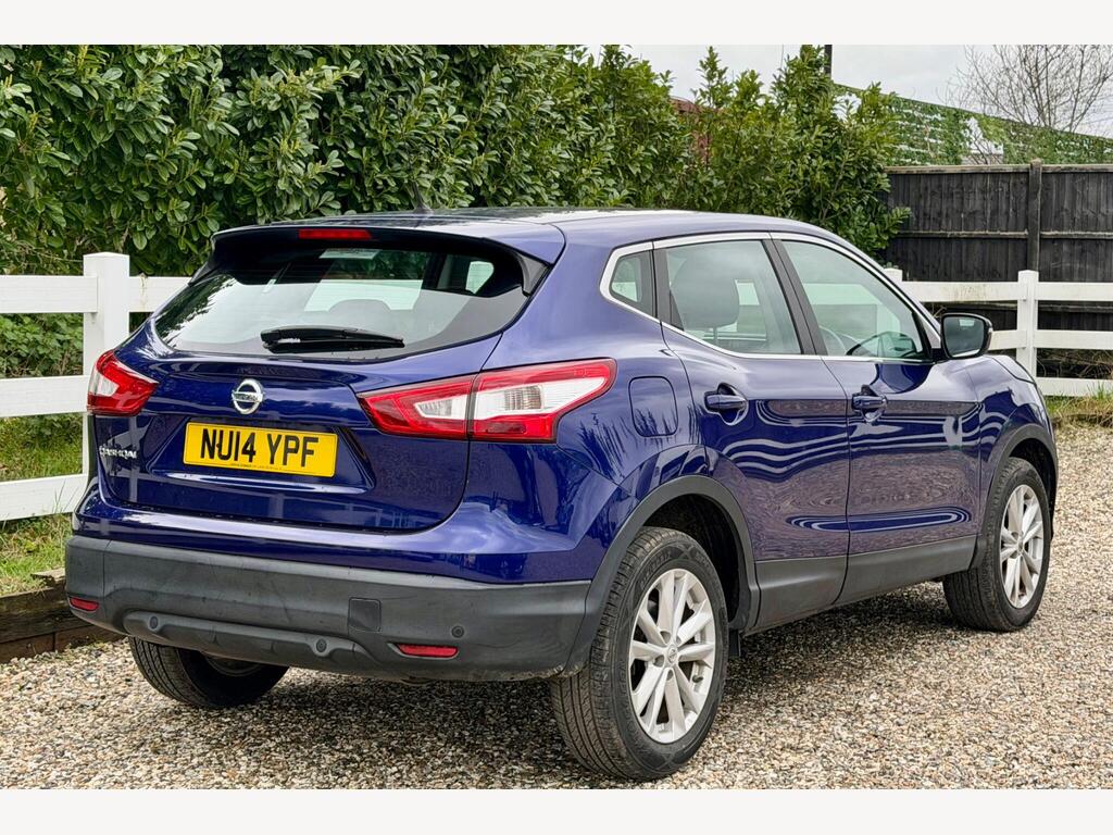 2014 Nissan Qashqai thumbnail 12