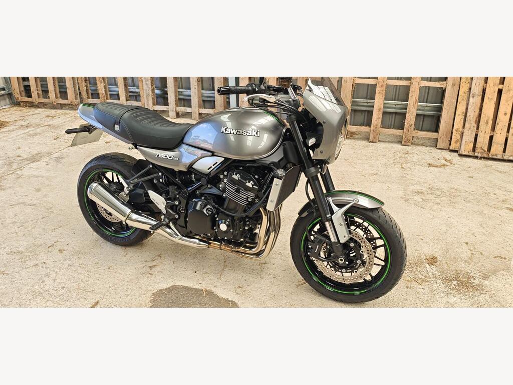 Kawasaki Z900 RS