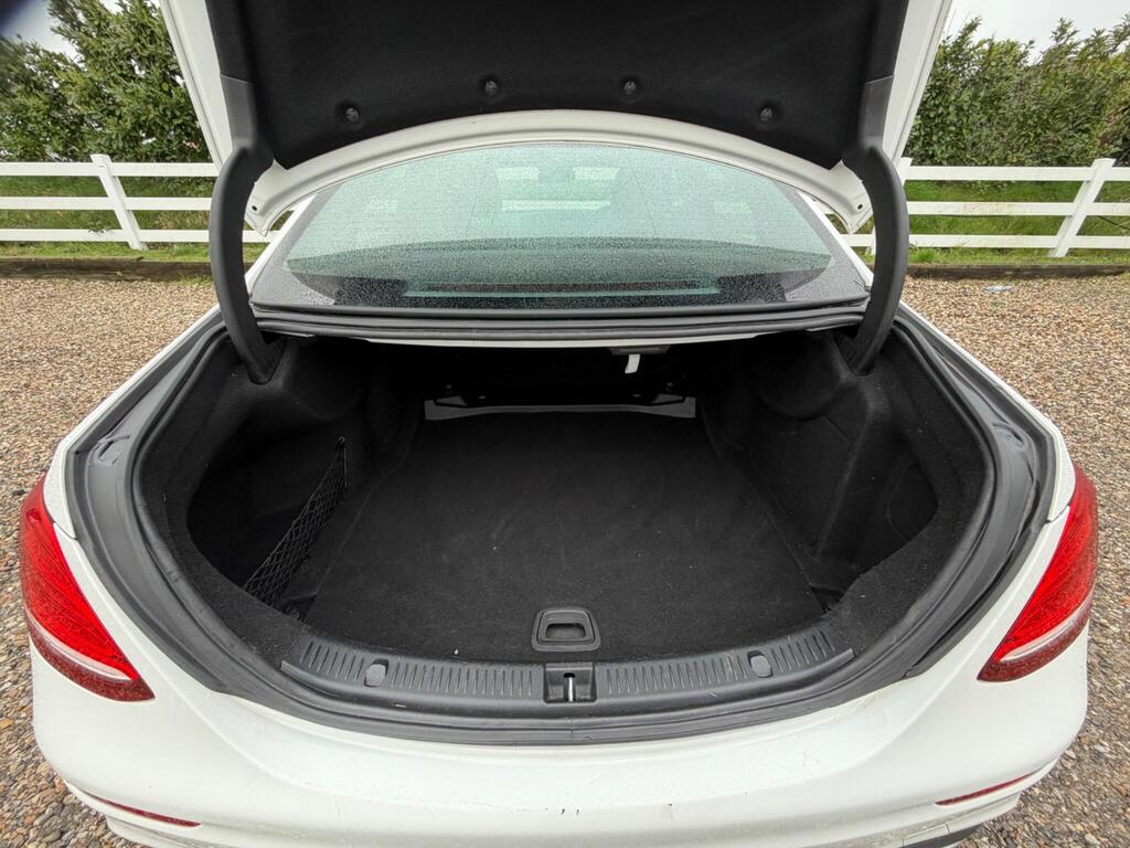 2016 Mercedes-Benz E Class thumbnail 47