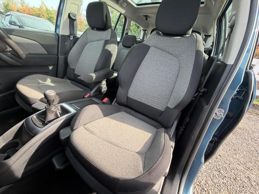 2016 Citroen Grand C4 Picasso thumbnail 35