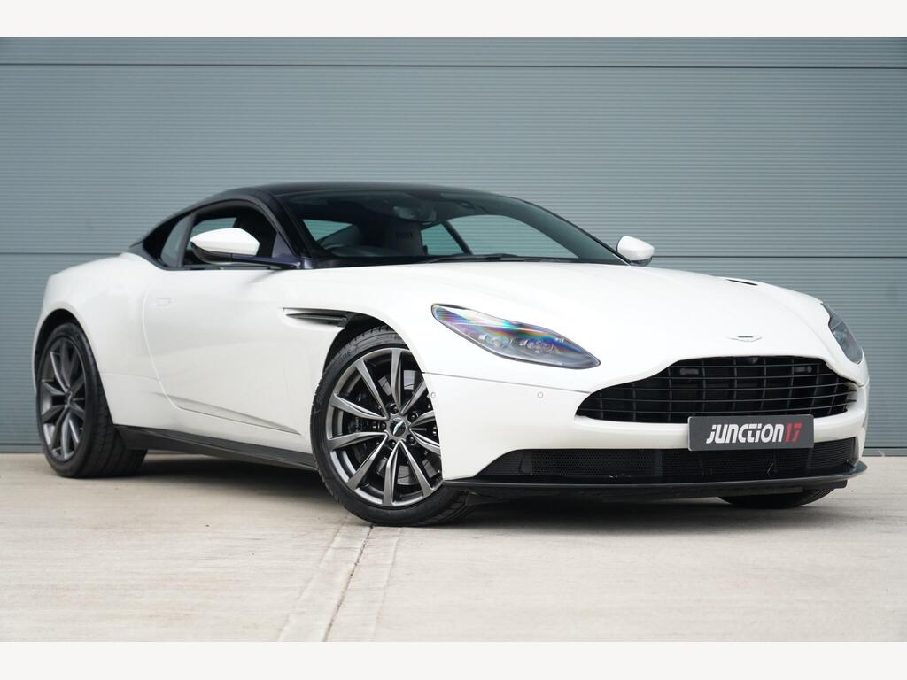 Aston Martin DB11