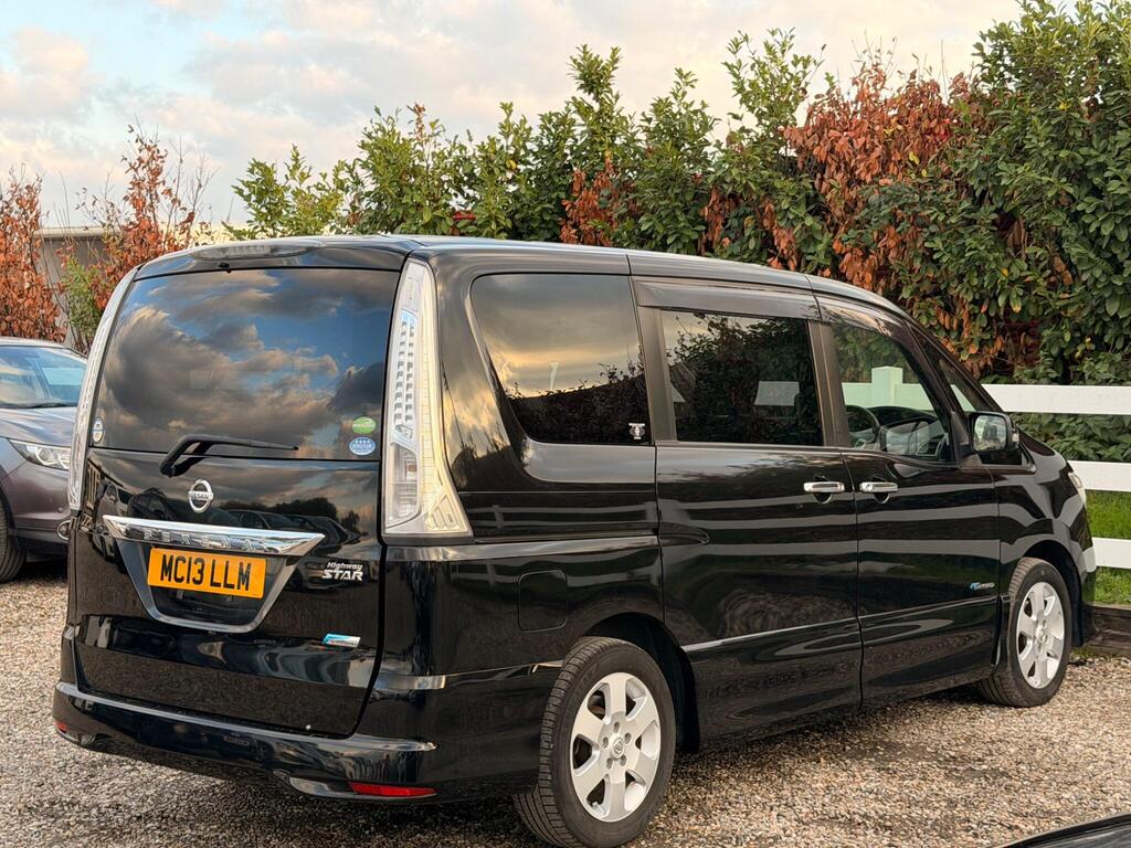 2013 Nissan Serena thumbnail 20