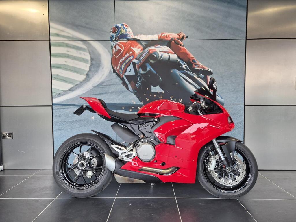 Ducati Panigale V2