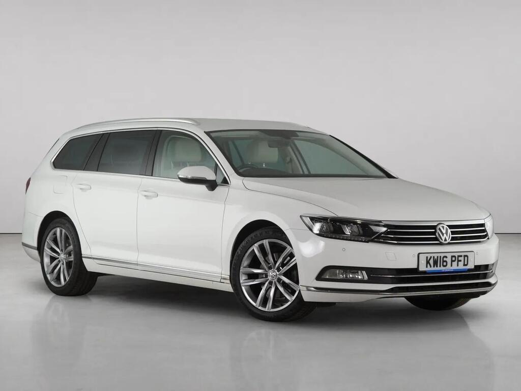 2016 VOLKSWAGEN PASSAT