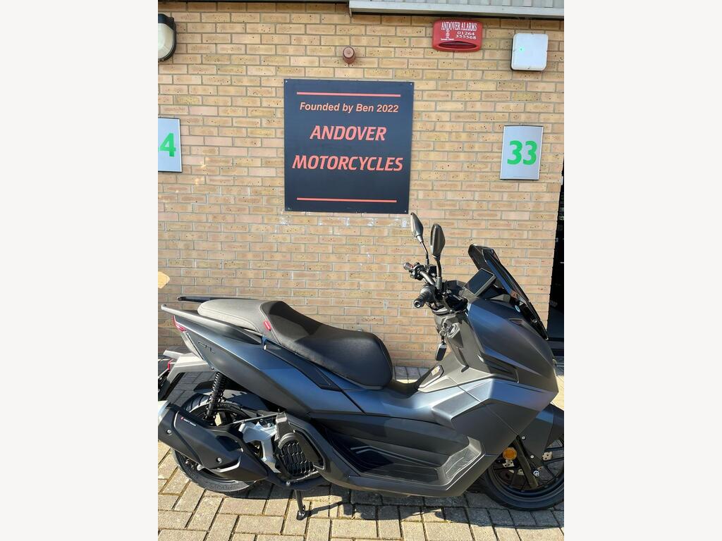 Lexmoto D2 Scooter 125 CVT Euro 5