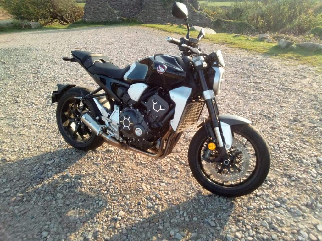 Honda CB1000R