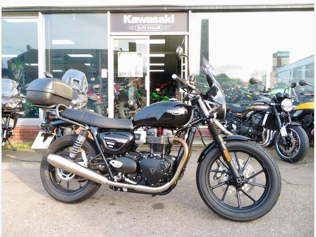 Triumph Street Twin