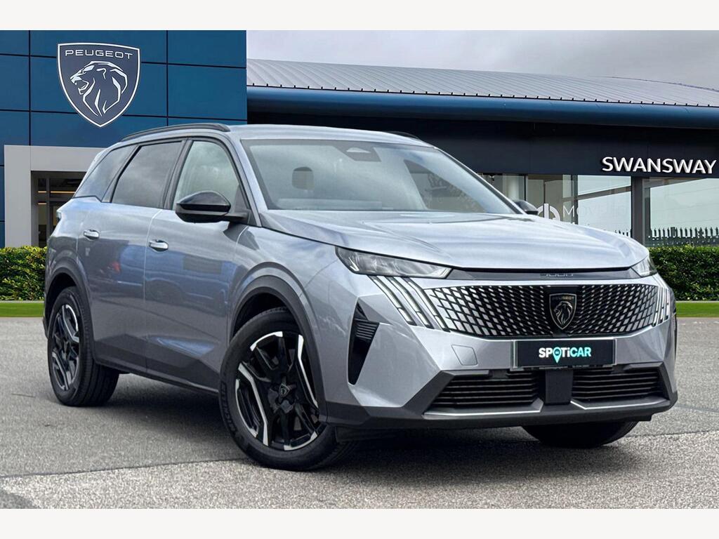 Peugeot E-5008