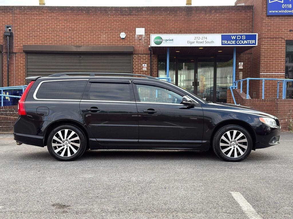 Volvo V70 Estate 1.6 T4 SE Lux Estate 5dr Petrol Manual Euro 5 (180 ps)