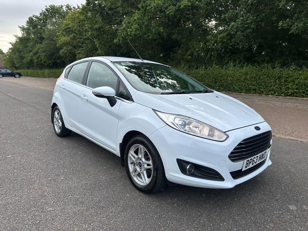 Ford Fiesta Hatchback 1.0T EcoBoost Zetec Euro 5 (s/s) 5dr