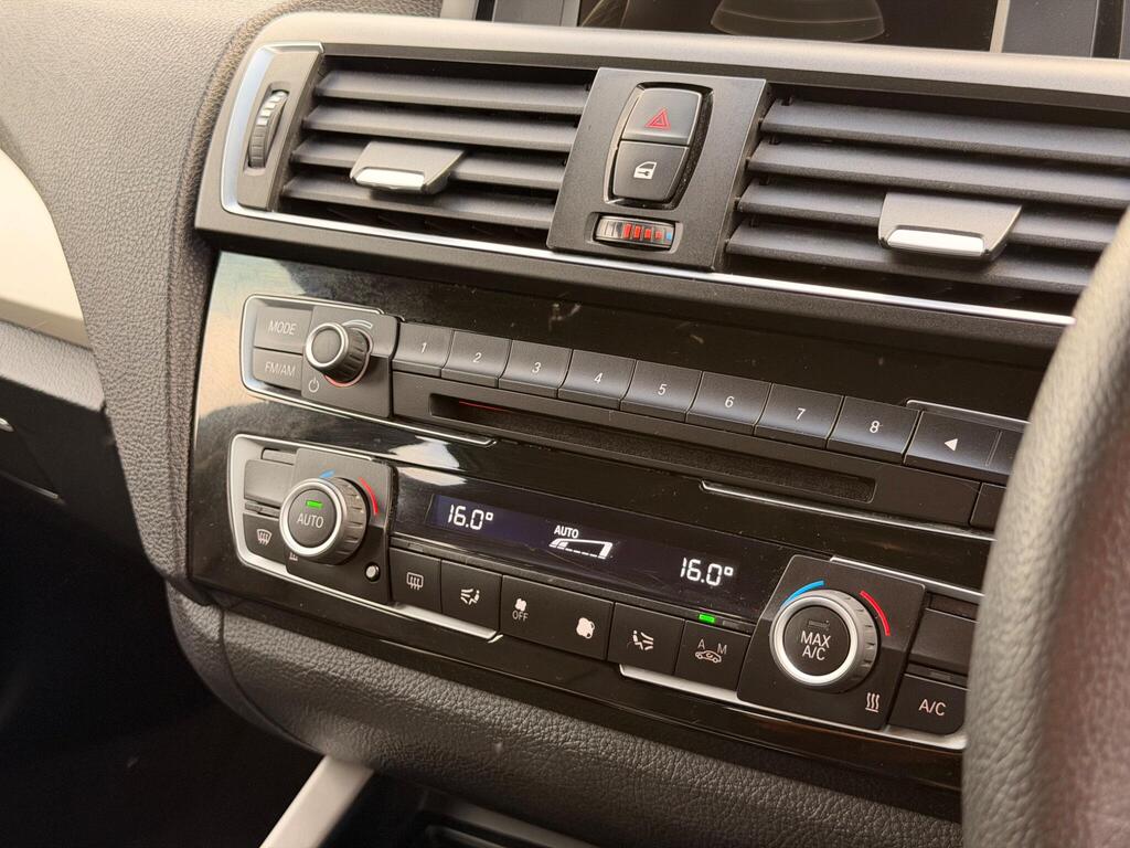 2016 BMW 1 Series thumbnail 47
