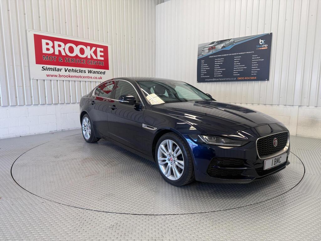 Jaguar XE