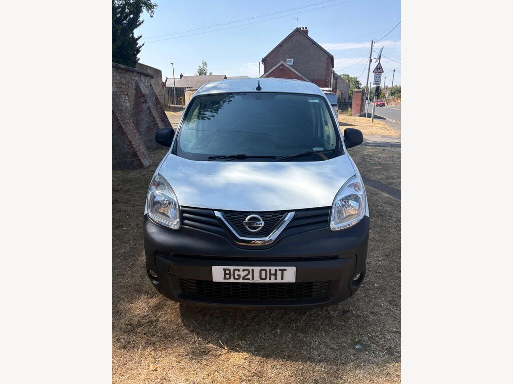 Nissan NV250