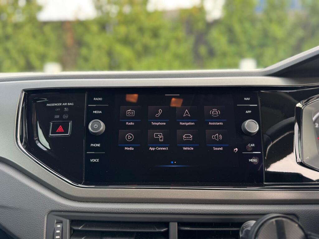 Volkswagen Polo 1.0 TSI Match DSG Euro 6 (s/s) 5dr thumbnail 25