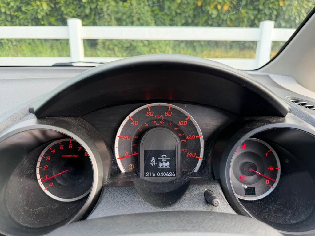 2013 Honda Jazz thumbnail 26