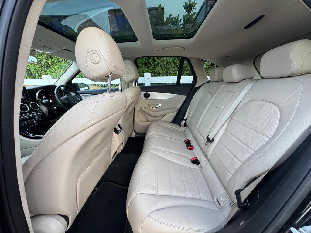 Mercedes-Benz GLC 2.1 GLC220d Sport (Premium) G-Tronic 4MATIC Euro 6 (s/s) 5dr thumbnail 26