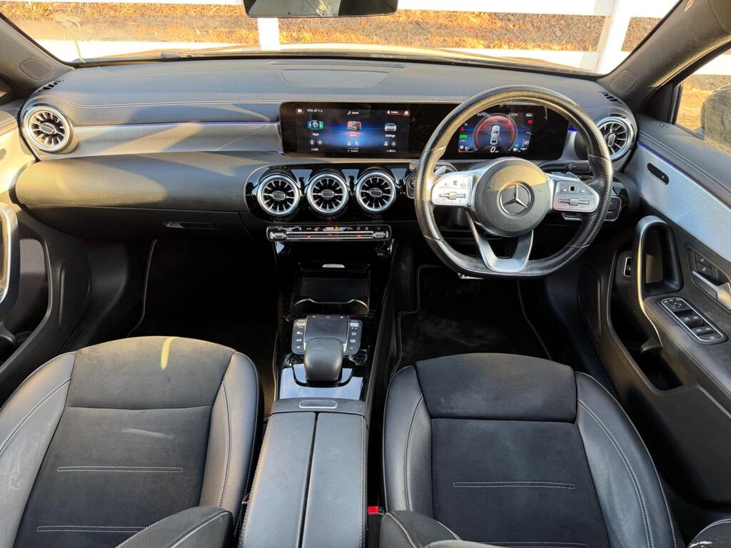 2022 Mercedes-Benz A Class thumbnail 2