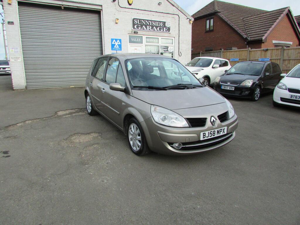 Renault Scenic MPV 1.6 VVT Dynamique 5dr