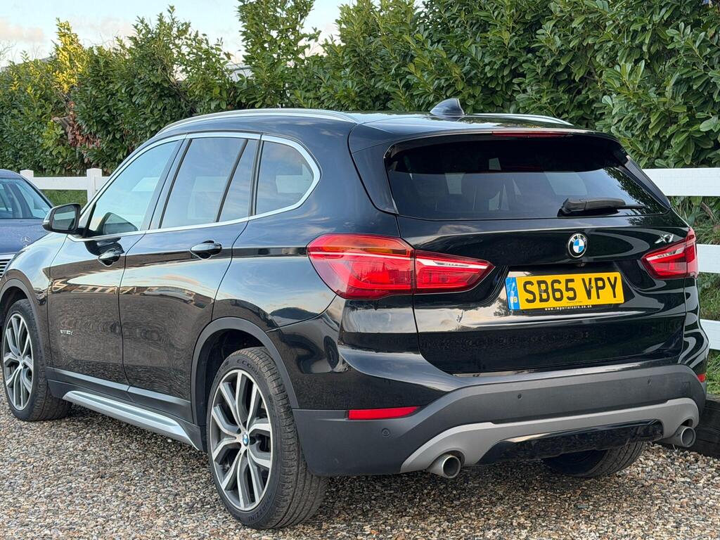 2015 BMW X1 thumbnail 9