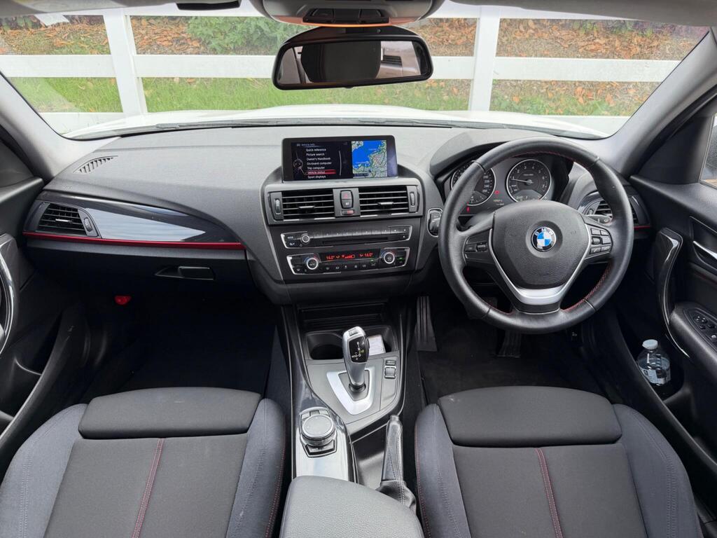 2015 BMW 1 Series thumbnail 2