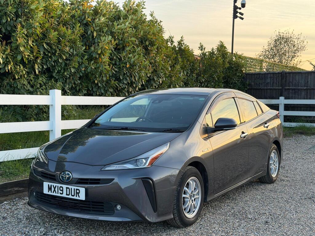 2019 Toyota Prius thumbnail 5