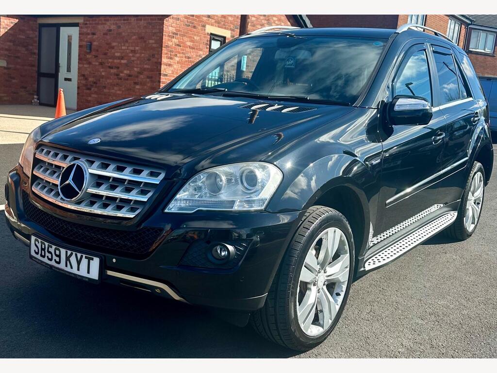 Mercedes-Benz M Class SUV 3.0 ML300 CDI V6 BlueEfficiency Sport Tiptronic 4WD Euro 4 5dr