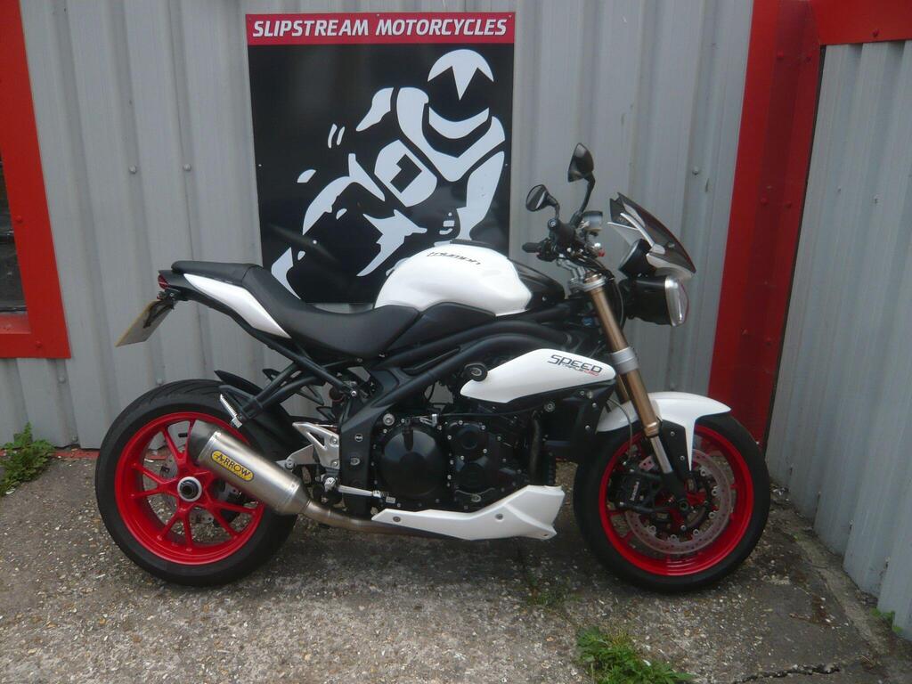 Triumph Speed Triple 1050 Naked 1050 ABS
