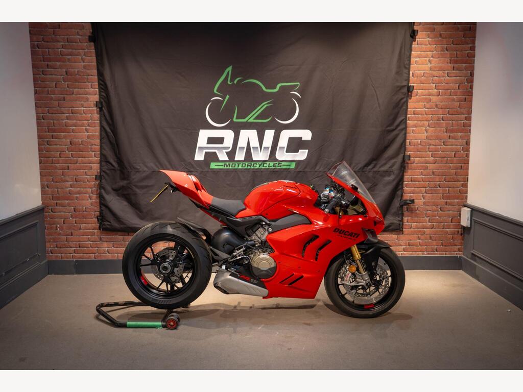 Ducati Panigale V4S
