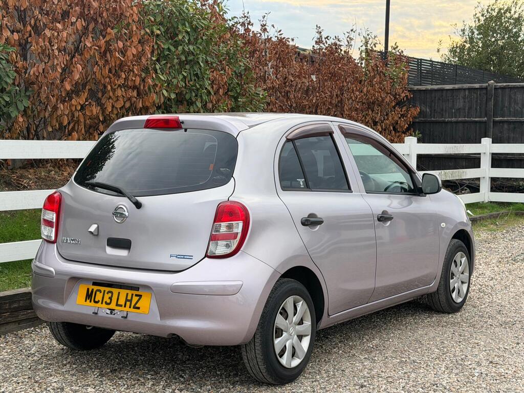 2013 Nissan Micra thumbnail 15