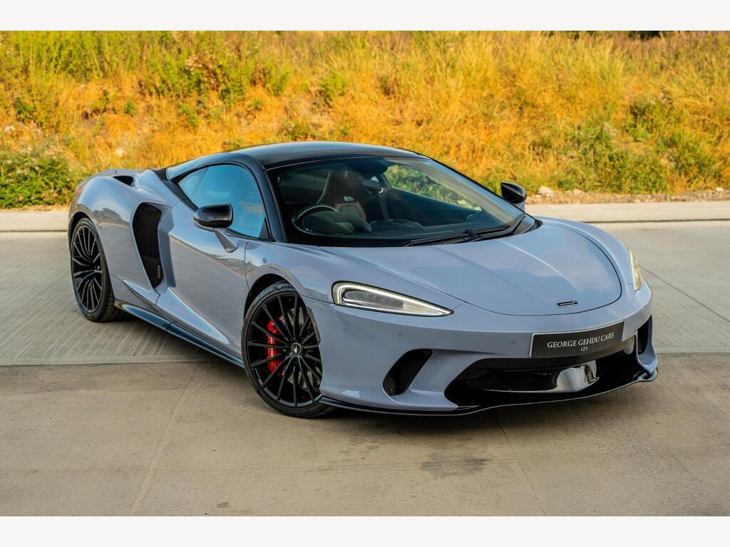 McLaren GT