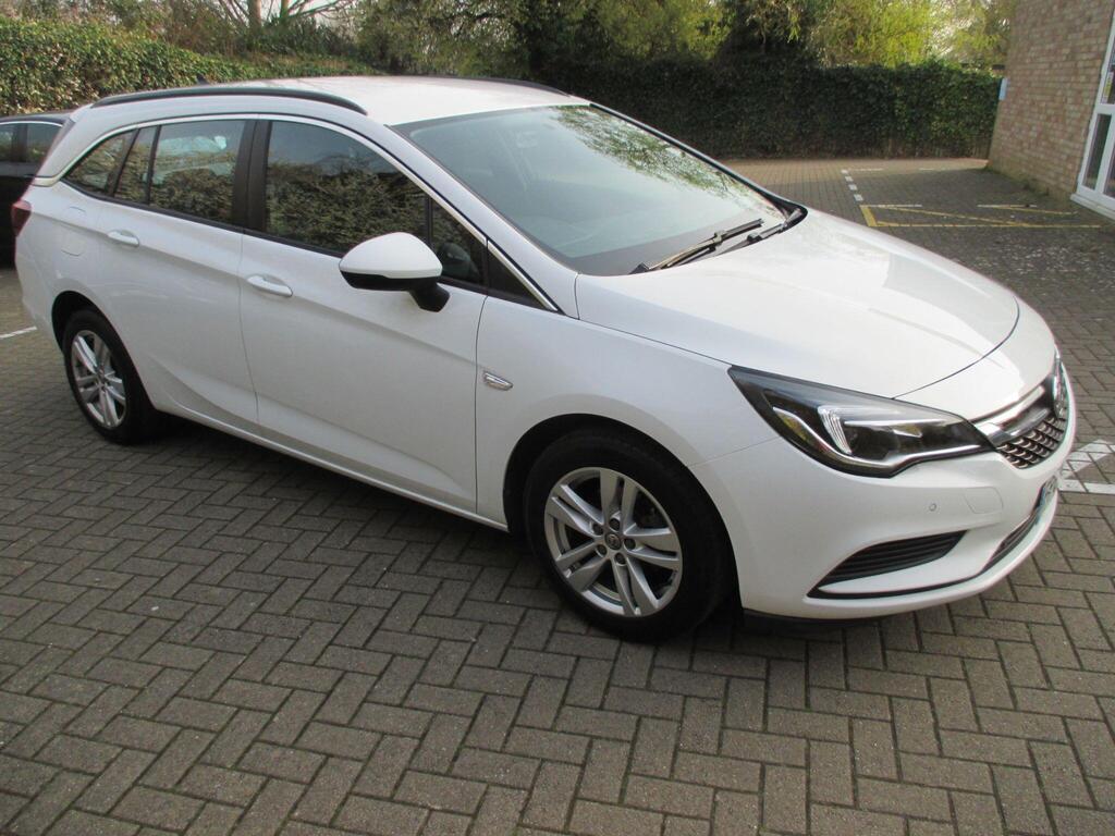 Vauxhall Astra Estate 1.0i Turbo ecoTEC Tech Line Nav Sports Tourer Euro 6 (s/s) 5dr
