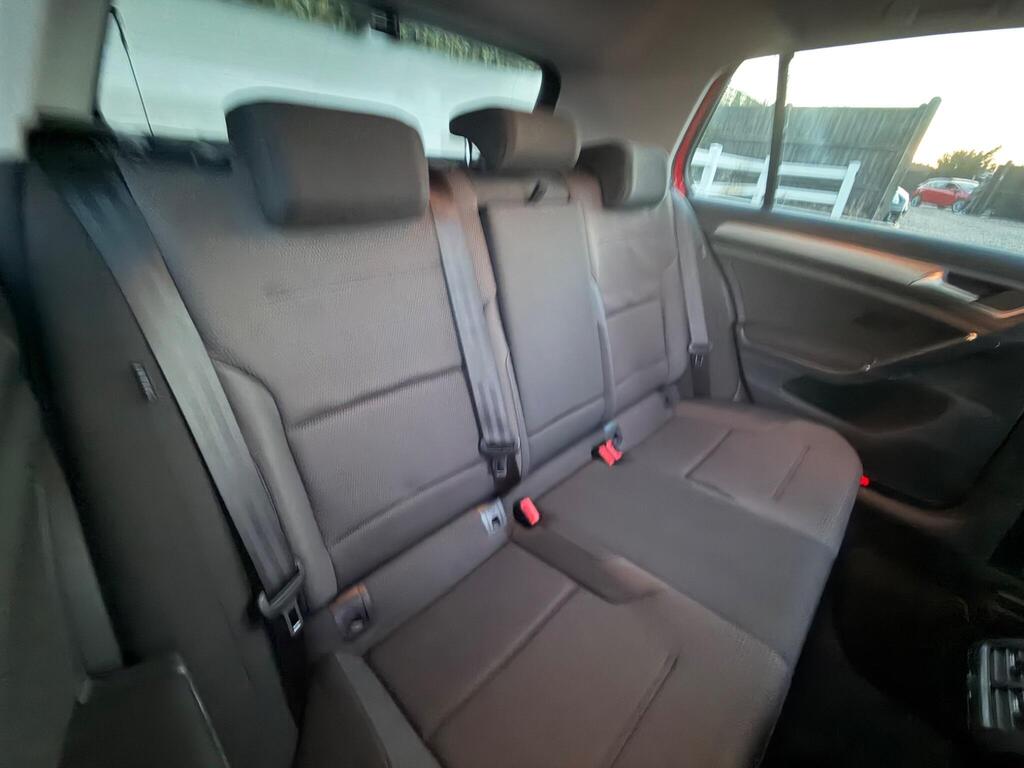 2014 Volkswagen Golf thumbnail 22