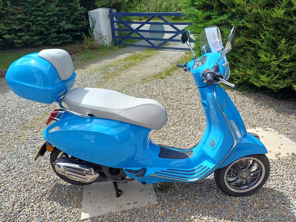 Piaggio Vespa Primavera 125