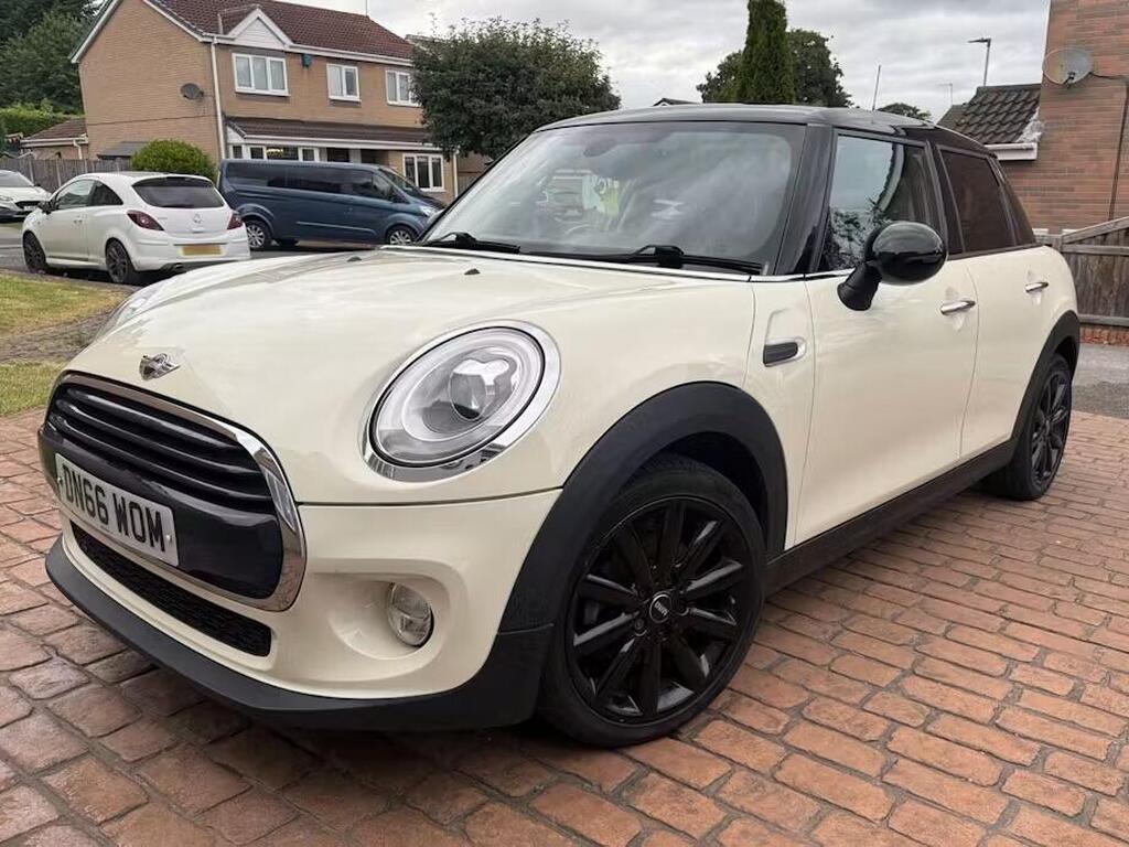 MINI Hatch Hatchback 1.5 Cooper Euro 6 (s/s) 5dr
