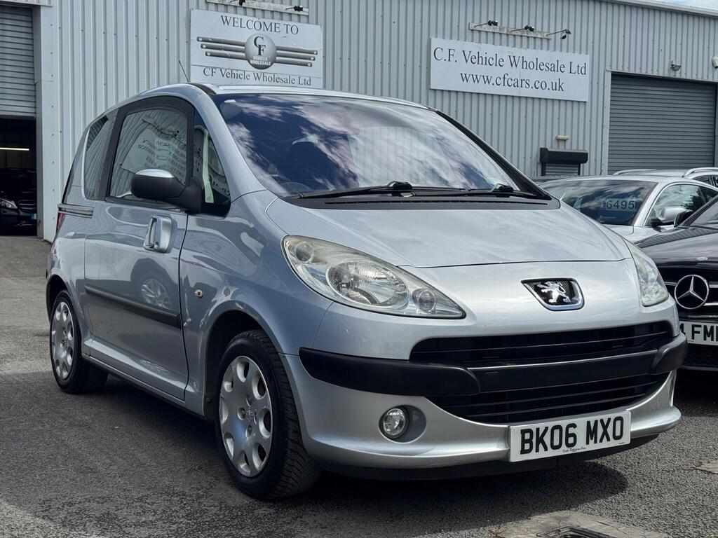 Peugeot 1007 Hatchback 1.4 HDi Dolce 3dr