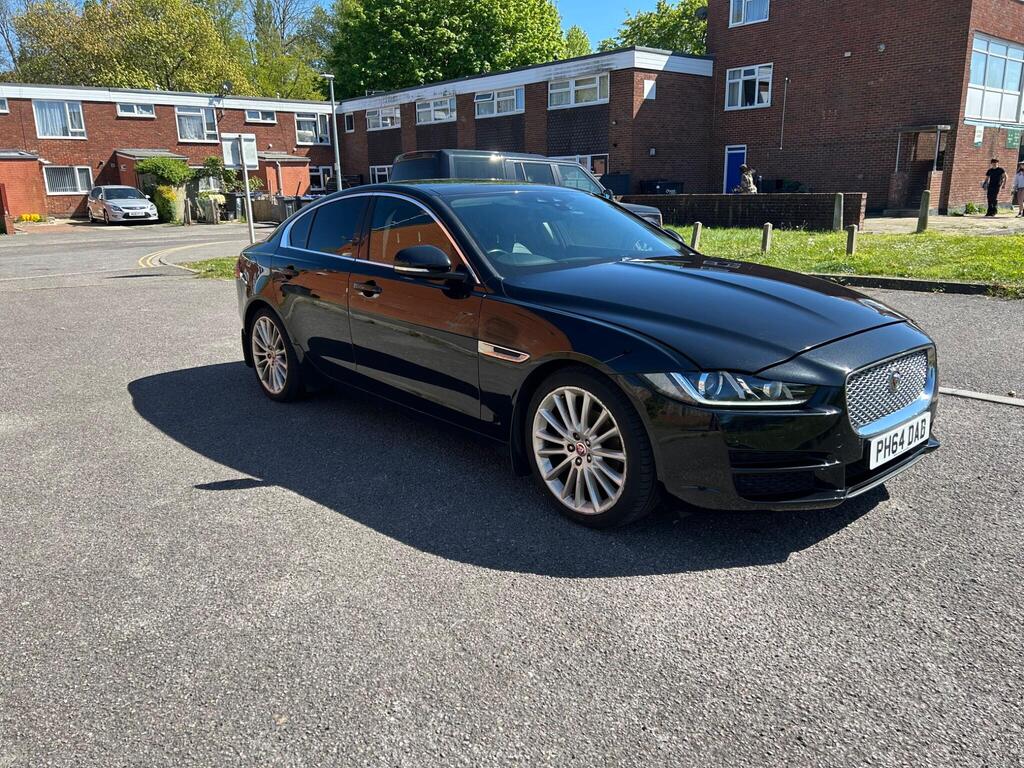 Jaguar XE