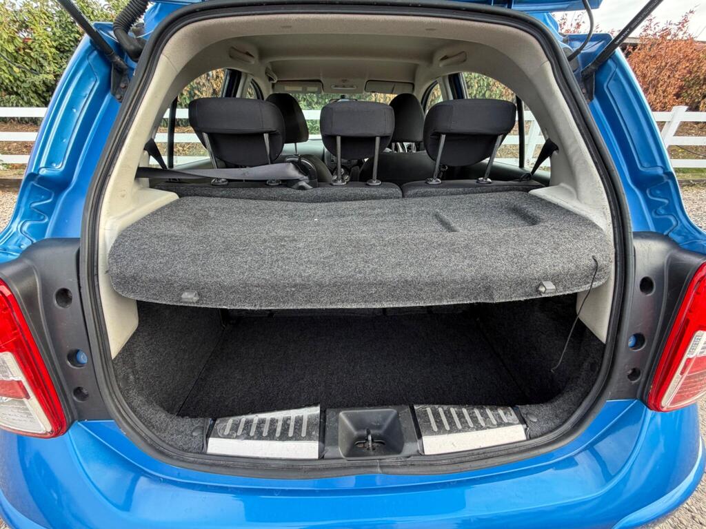 2012 Nissan Micra thumbnail 31