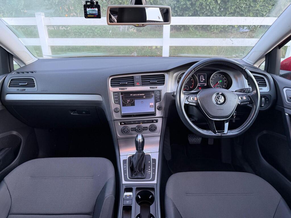 2014 Volkswagen Golf thumbnail 16