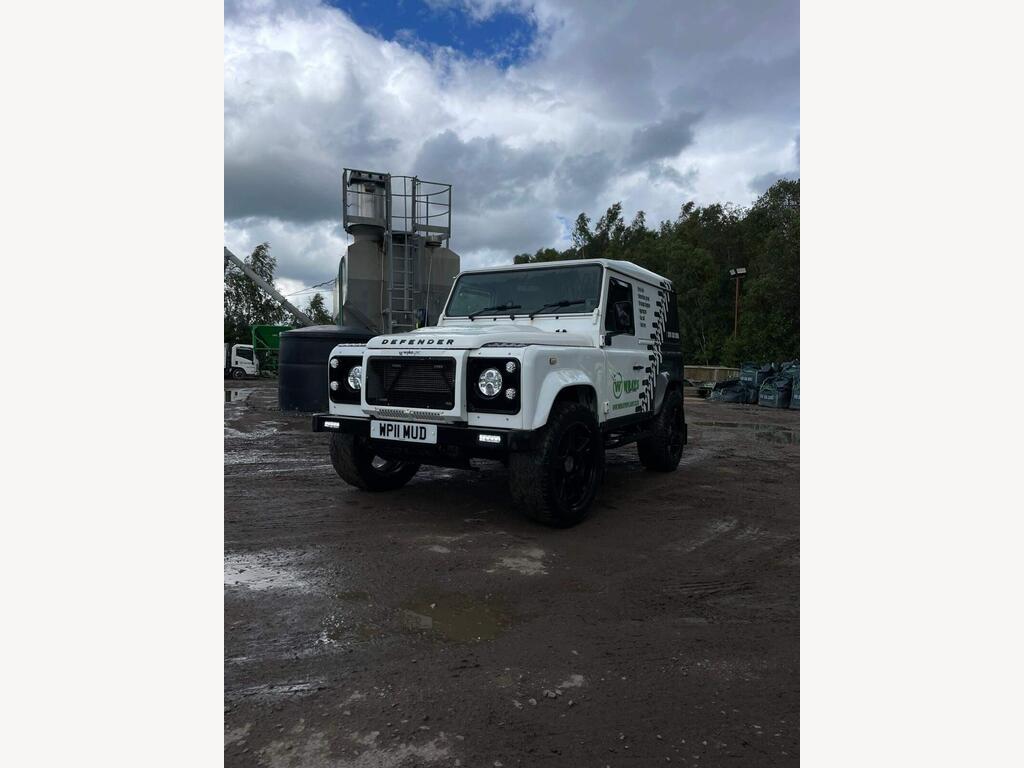 Land Rover Defender 90