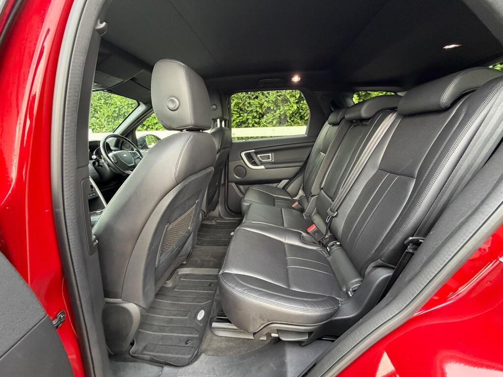 Land Rover Discovery Sport 2.0 Si4 HSE Auto 4WD Euro 6 (s/s) 5dr thumbnail 18