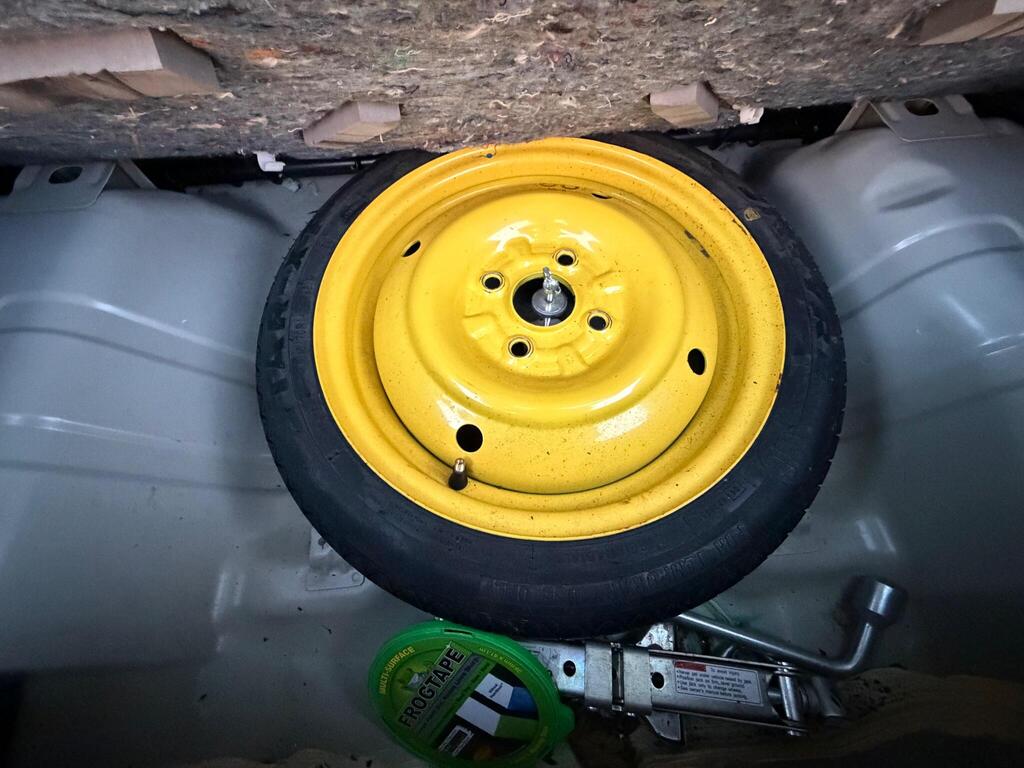 2012 Nissan Pixo thumbnail 20