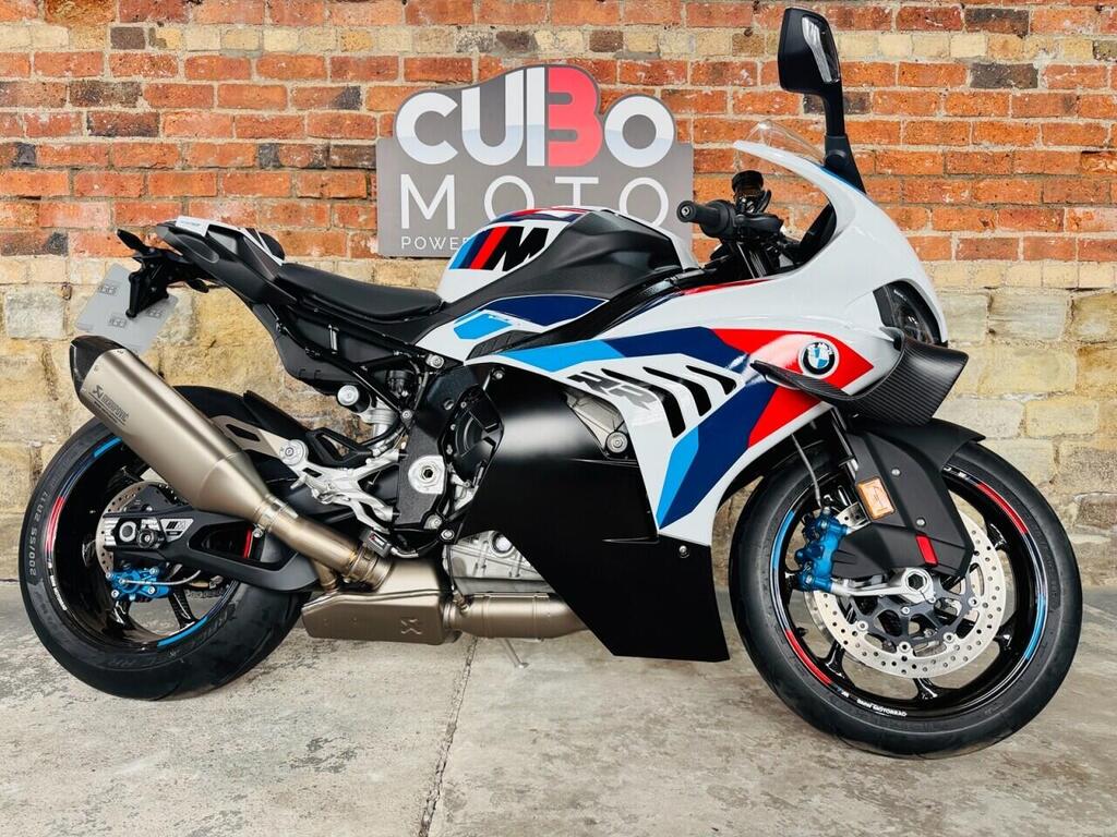 BMW M 1000 RR
