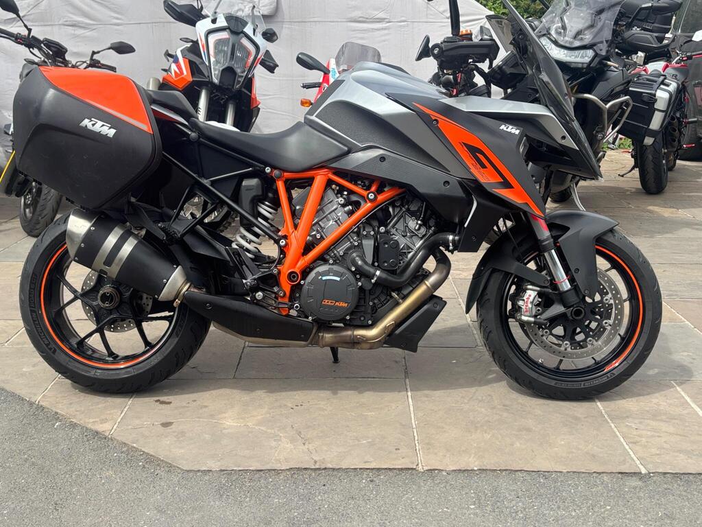 KTM 1290 Super Duke GT Sports Tourer 1290 Euro 4