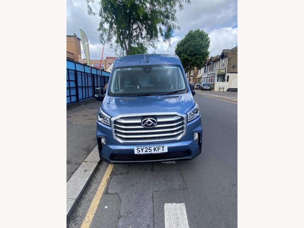 MAXUS Deliver 9