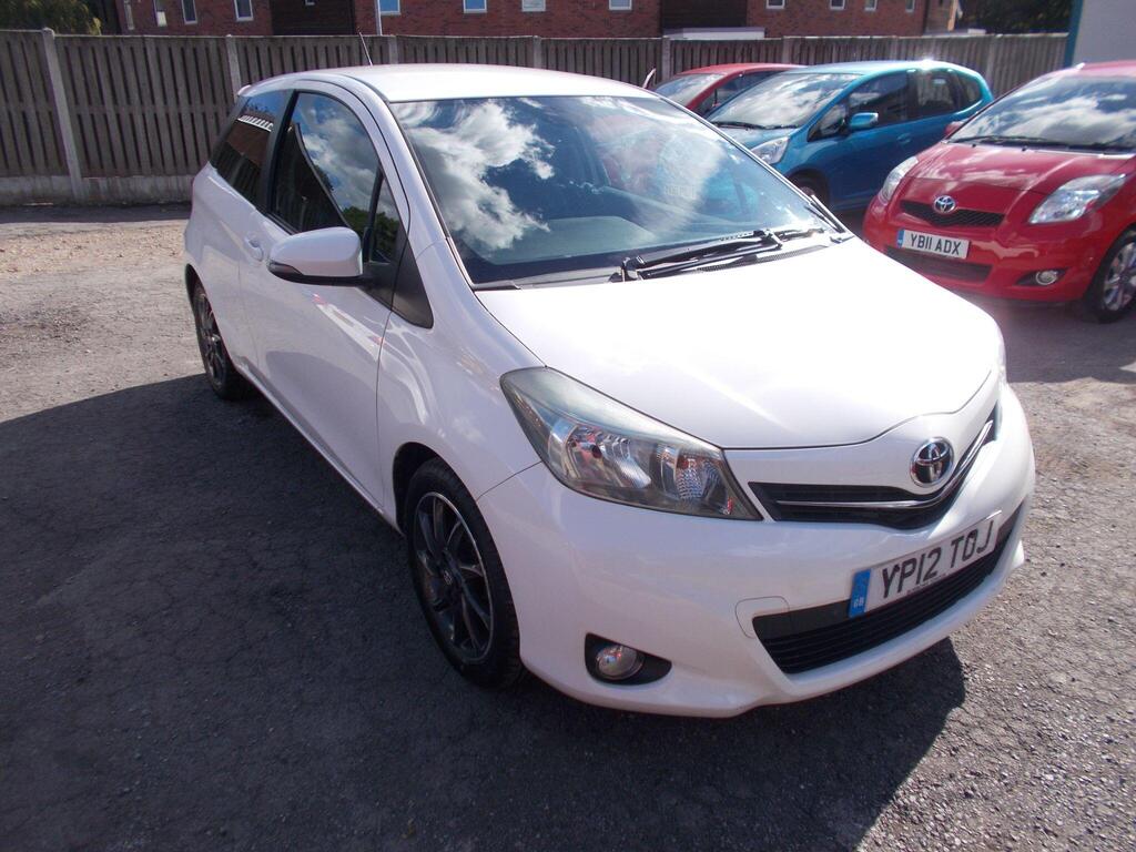 Toyota Yaris Hatchback 1.33 Dual VVT-i Trend Euro 5 3dr