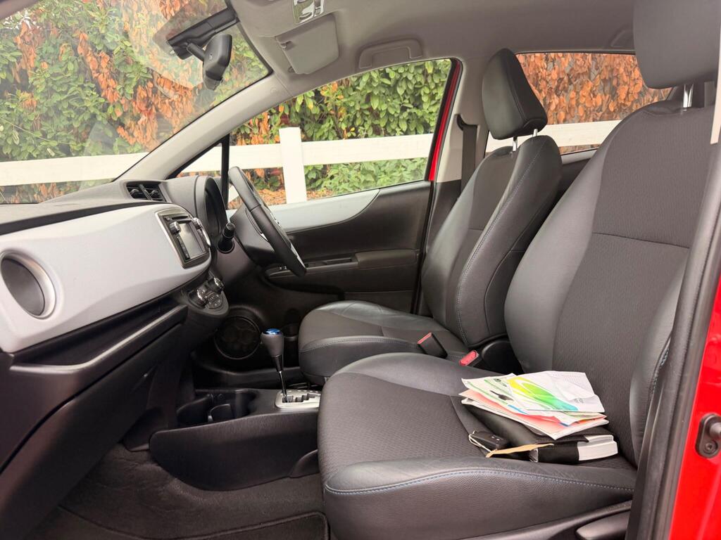 2014 Toyota Yaris thumbnail 47