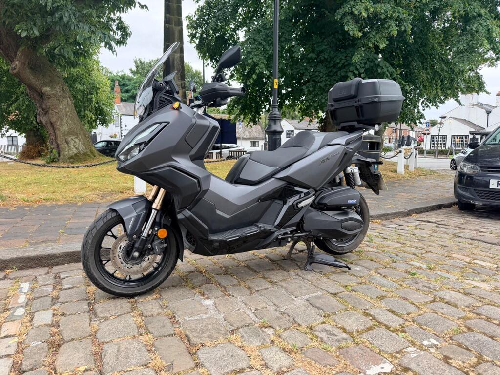 Honda ADV 350