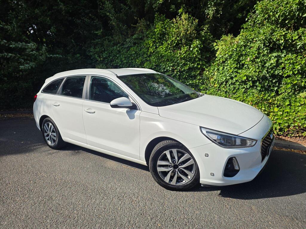 Hyundai i30 Estate 1.6 CRDi SE Tourer Euro 6 (s/s) 5dr
