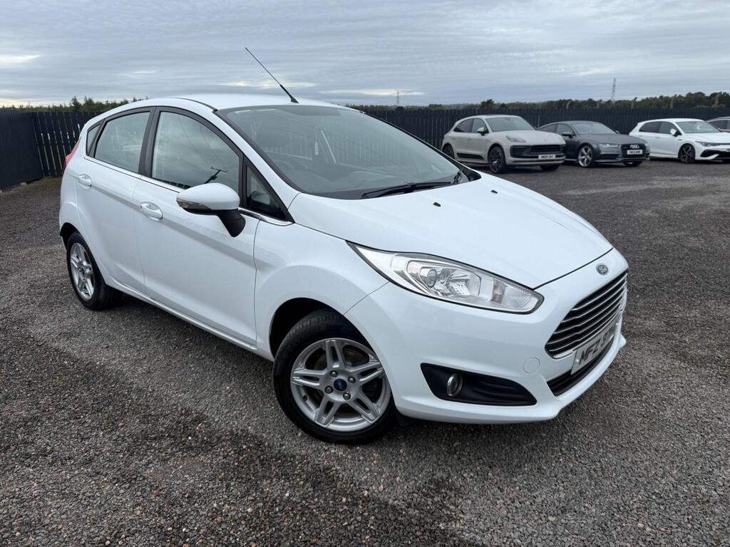 Ford Fiesta Hatchback 1.25 Zetec Euro 5 5dr