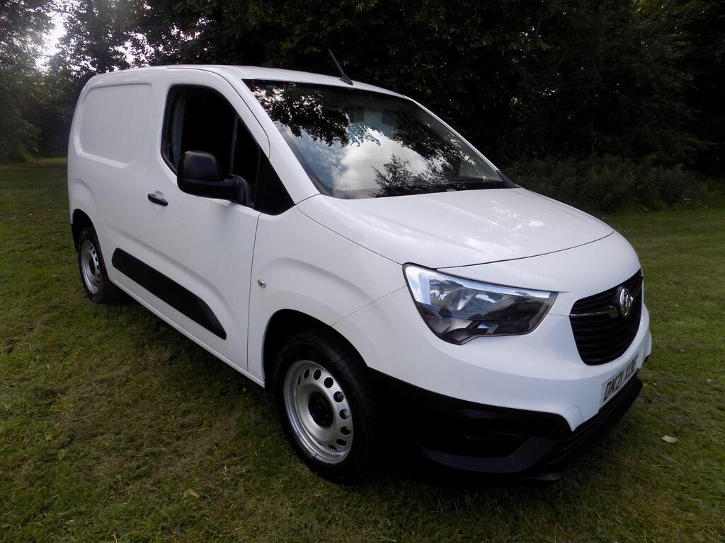 Vauxhall Combo Panel Van 1.5 Turbo D 2300 Dynamic L1 H1 Euro 6 4dr